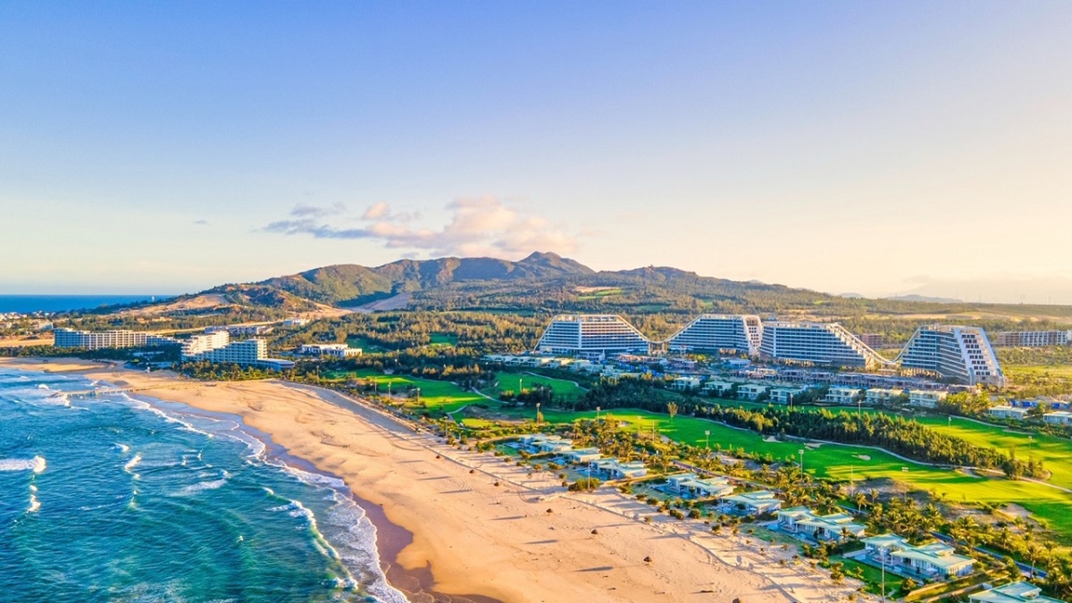 FLC Quy Nhon Beach & Golf Resort sở hữu hệ sinh thái và tiện ích đa dạng “tất cả trong một”.