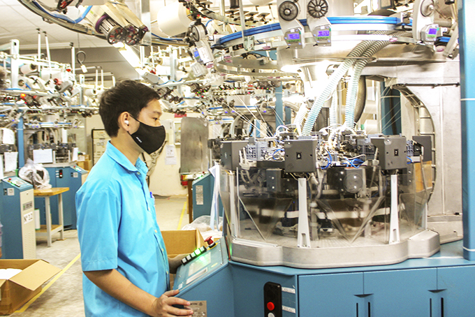 Hiện nay, nguồn lao động chất lượng cao còn khá hạn chế, chưa đáp ứng nhu cầu của các doanh nghiệp.