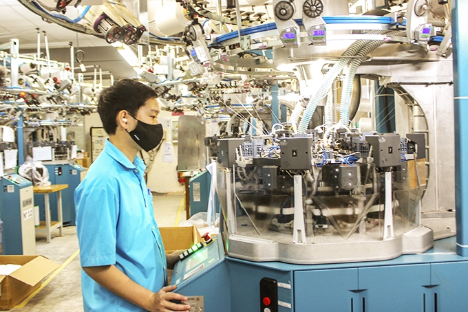 Hiện nay, nguồn lao động chất lượng cao còn khá hạn chế, chưa đáp ứng nhu cầu của các doanh nghiệp.