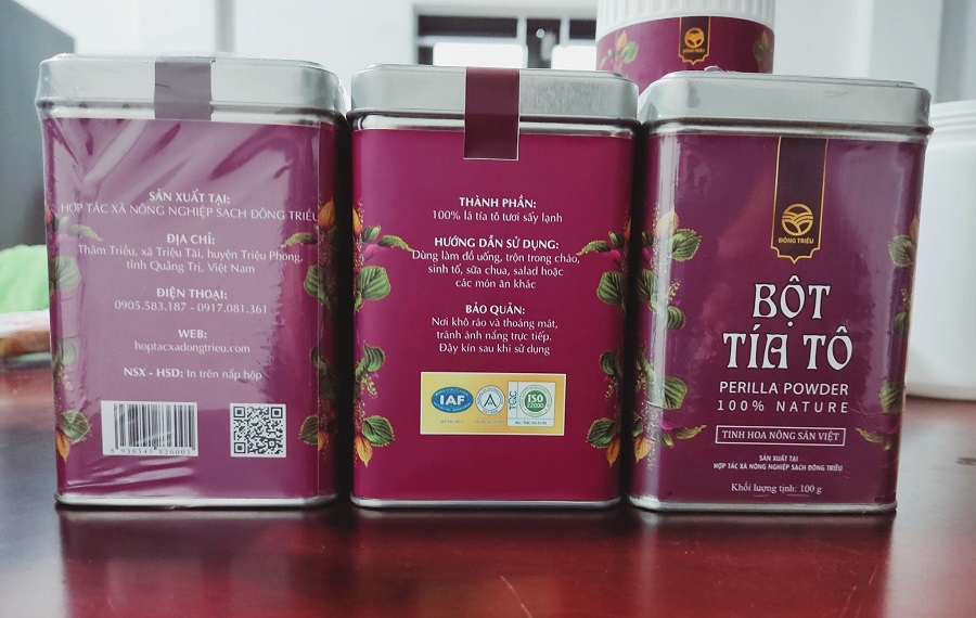 Sản phẩm bột tía tô của HTX Đông Triều được đóng gói với nhiều loại bao bì mẫu mã đẹp.