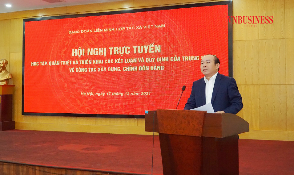 Chủ tịch Liên minh HTX Việt Nam Nguyễn Ngọc Bảo cho biết, các văn bản về xây dựng và chỉnh đốn Đảng của Trung ương rất cụ thể nên khi thực hiện cần bám sát các văn bản này.