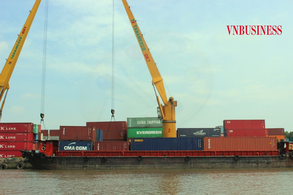 Các DN logistics Việt sẽ cần có những giải pháp thích hợp trong năm 2022 để ứng phó với tình thế khó khăn của chuỗi cung ứng toàn cầu.