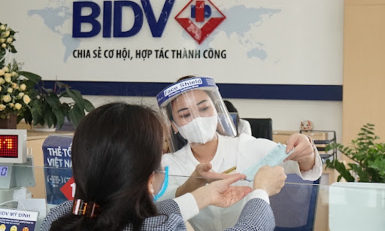 Rào cản khiến ngân hàng quốc doanh khó tăng tốc bơm vốn cho nền kinh tế