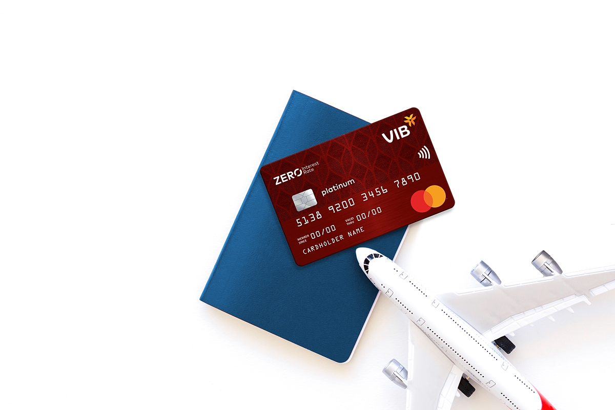 VIB Zero Interest Rate tự động chuyển đổi trả góp 0% lãi suất cho mọi chi tiêu mua sắm và miễn lãi cho mọi giao dịch trong suốt 5 năm dòng đời của thẻ.