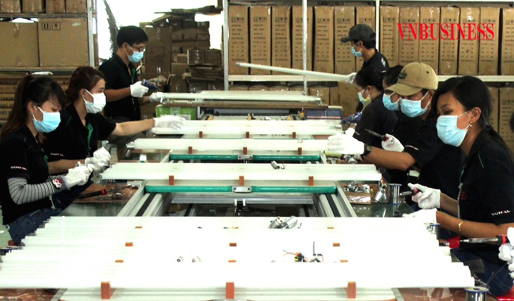 Các DN mong thiết kế chính sách phù hợp, môi trường kinh doanh trong năm 2022 tiếp tục cải thiện mạnh để họ có thể trụ vững tốt hơn giữa đại dịch Covid-19.