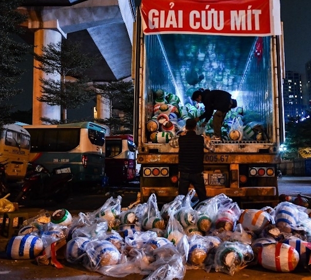 Xuất khẩu nông sản chủ yếu qua đường tiểu ngạch dẫn đến nguy cơ rủi ro cao cho doanh nghiệp Việt.