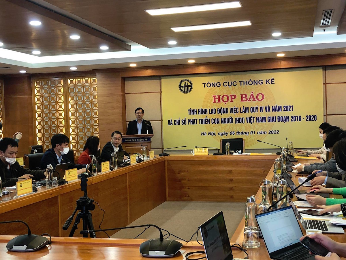 Họp báo thông tin tình hình lao động việc làm quý IV và năm 2021.