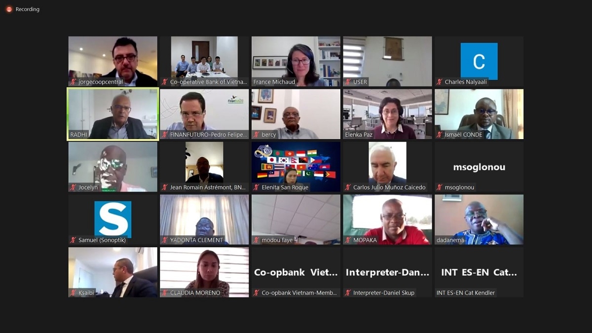 Ngân hàng Hợp tác và các tổ chức thành viên tham dự Đại hội thường niên Proxfin 2021 bằng hình thức trực tuyến.