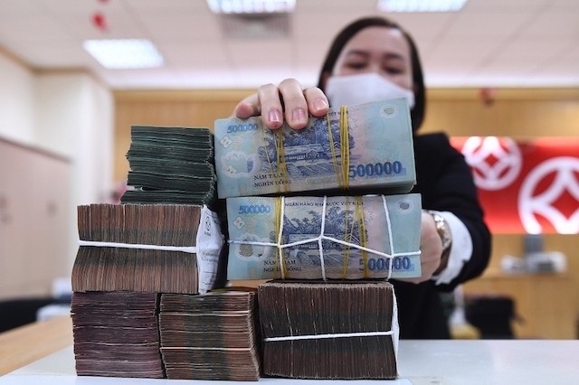 Nhiều ý kiến đề xuất NHNN nên cho phép các ngân hàng thương mại nhà nước được chủ động về quy mô tăng trưởng tín dụng hằng năm.