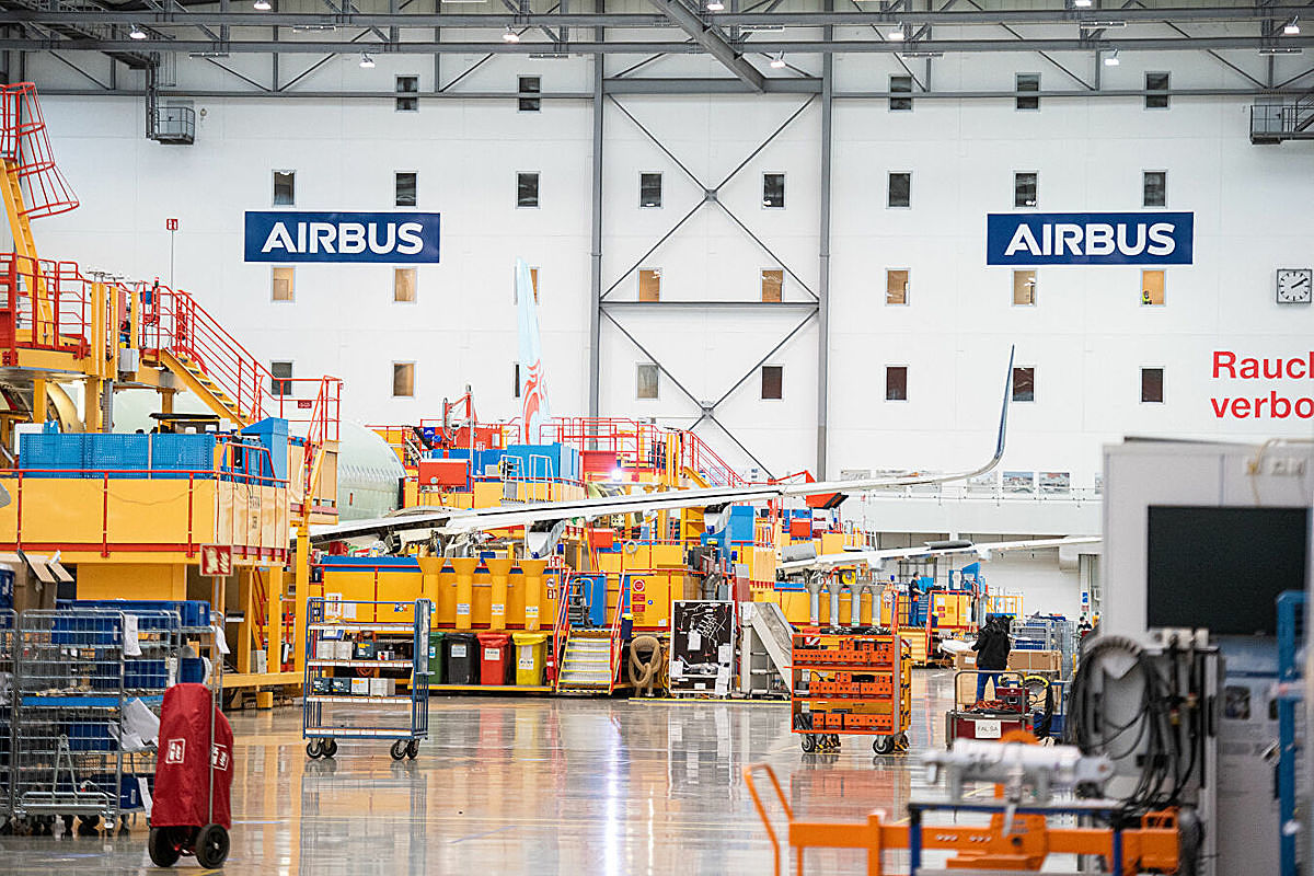 Cam kết hiện diện lâu dài của Airbus mang lại những kỳ vọng lớn trong phát triển công nghiệp hàng không tại Việt Nam (Ảnh AFP).