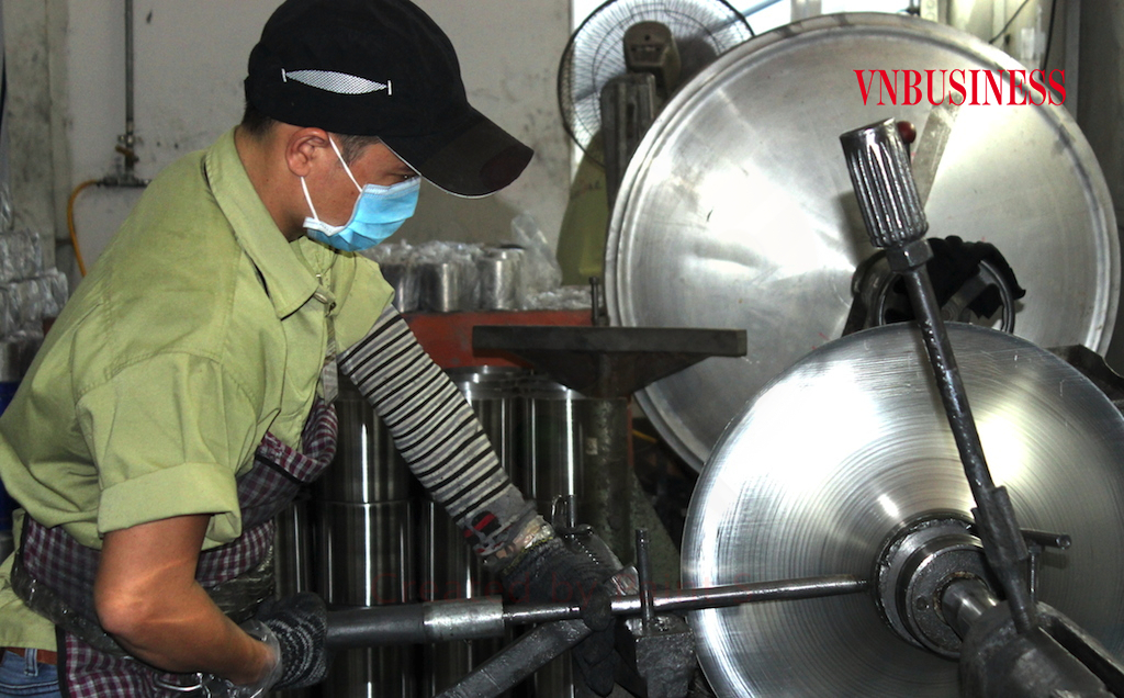 Các DN nhỏ và siêu nhỏ được xem như “yếu thế” khi tiếp cận vốn vay, đòi hỏi sự chủ động thích ứng tốt hơn từ phía ngân hàng.