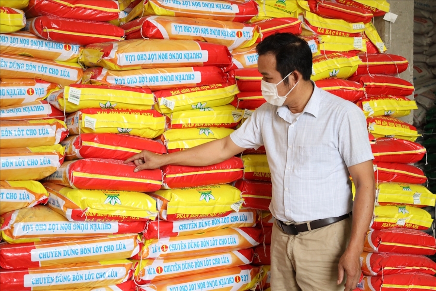 Giá phân bón tăng mạnh trong năm 2021.