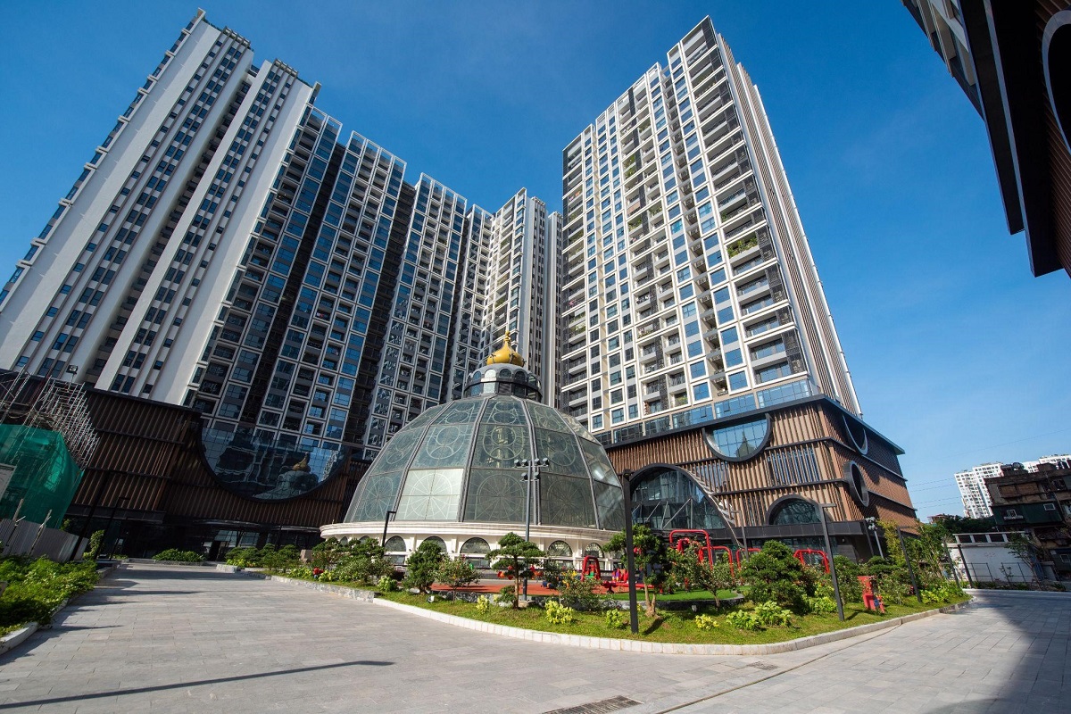 Hinode City không chỉ đáp ứng vị trí hiếm hoi “kề sông, cận phố” mà còn thu hút vẻ đẹp chuẩn Nhật mang tới cuộc sống tiện nghi, thời thượng cho cư dân.