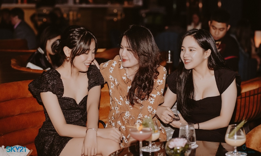 Chào đón 2022 rực rỡ, “nóc nhà” Hạ Long ra mắt nhiều chương trình hấp dẫn để chiêu đãi du khách khi đến tham quan và check-in tọa độ đình đám SKY21.