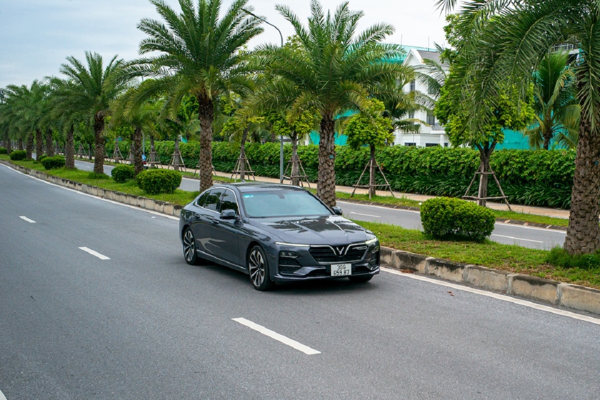 VinFast Lux A2.0 là “Ô tô của năm phân khúc sedan cỡ D-E” theo kết quả bình chọn Car Awards.