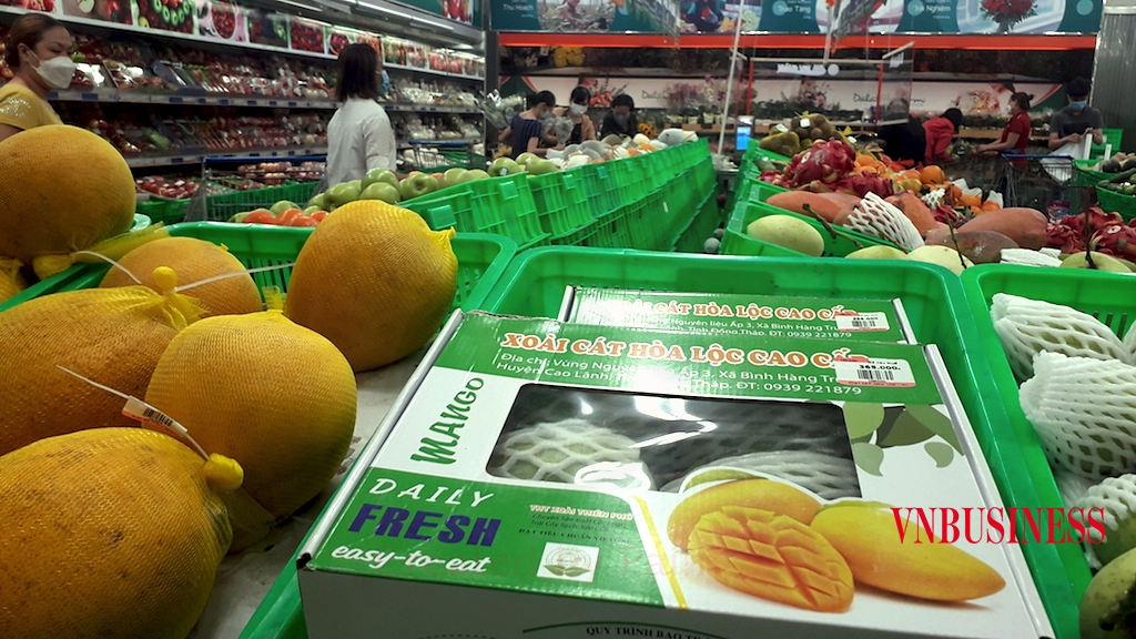 Để tạo đột phá mới trong xuất khẩu rau quả thì các DN cần tạo dựng bản sắc thương hiệu cho trái cây Việt trên thị trường quốc tế.