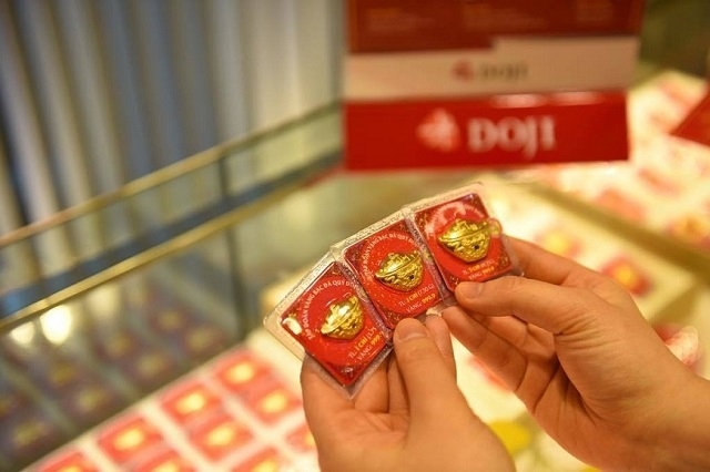 Trước ngày vía Thần tài, giá vàng trong nước tăng giảm không đồng nhất. (Ảnh: Int)