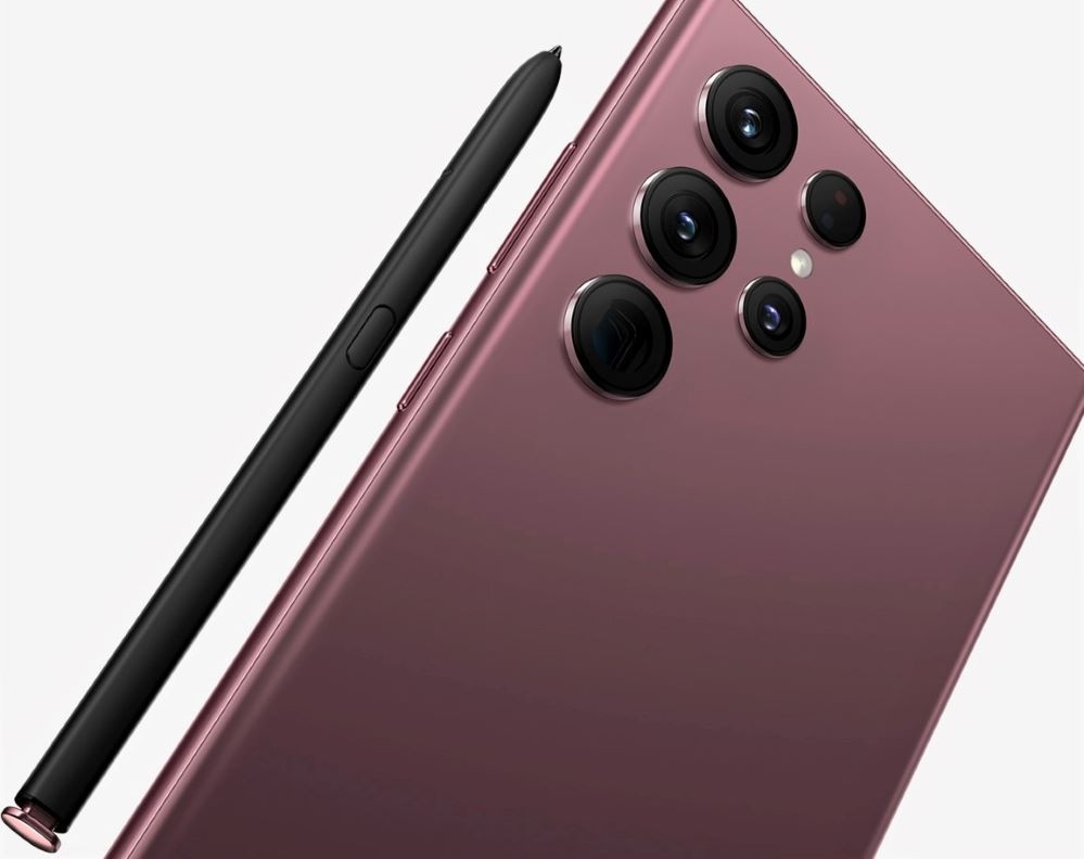 Galaxy S22 Ultra được đánh giá là ‘ngôi sao’ sáng nhất trong đêm Galaxy Unpacked 2022.