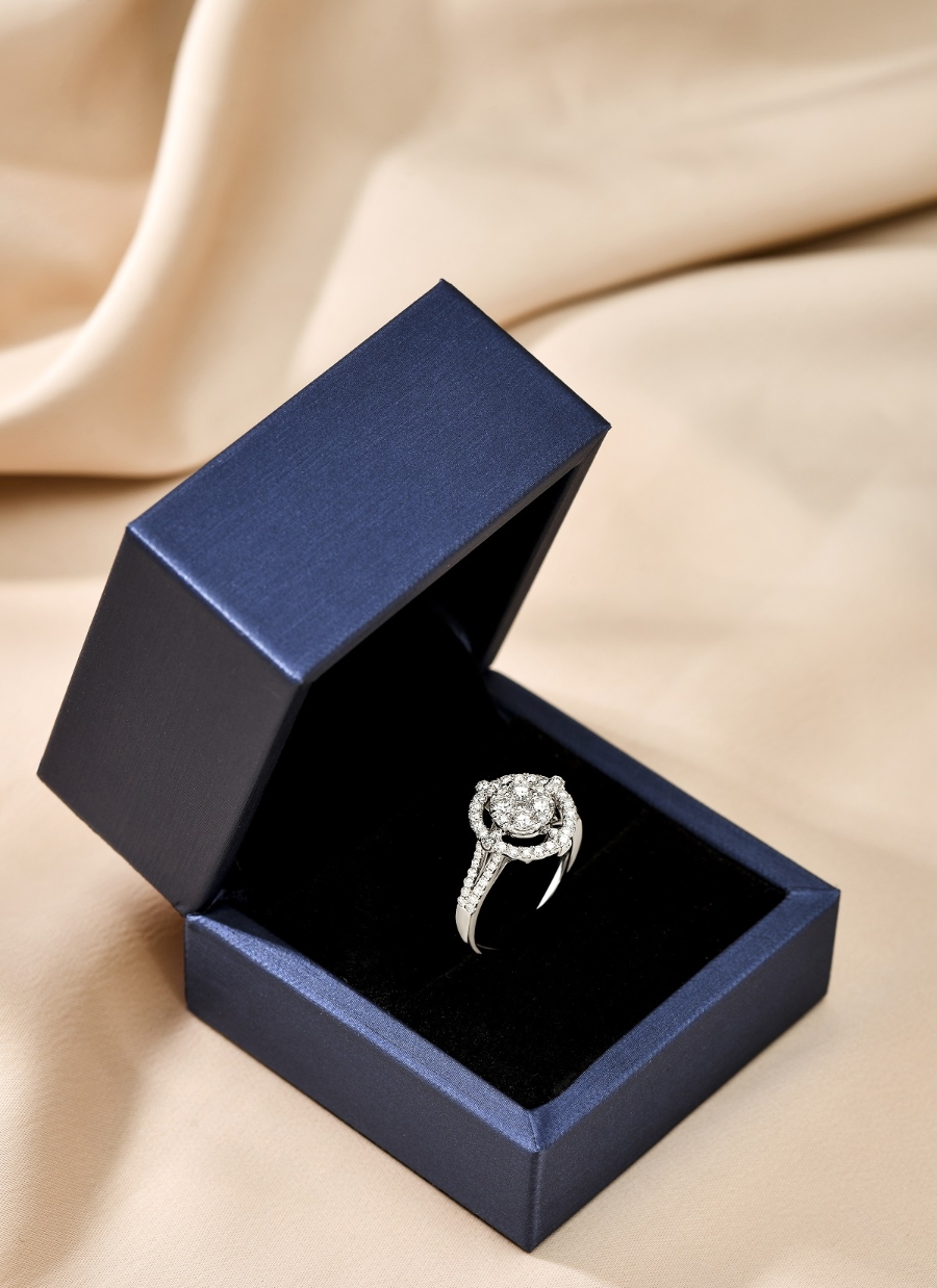 Các sản phẩm kim cương của FJC có đầy đủ giấy tờ kiểm định chất lượng uy tín.