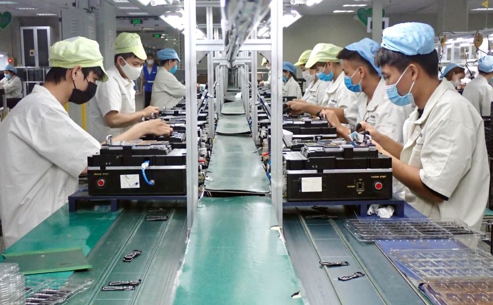 Nhập siêu gần 4 tỷ USD trong nửa đầu tháng 2/2022 (Ảnh: Int)