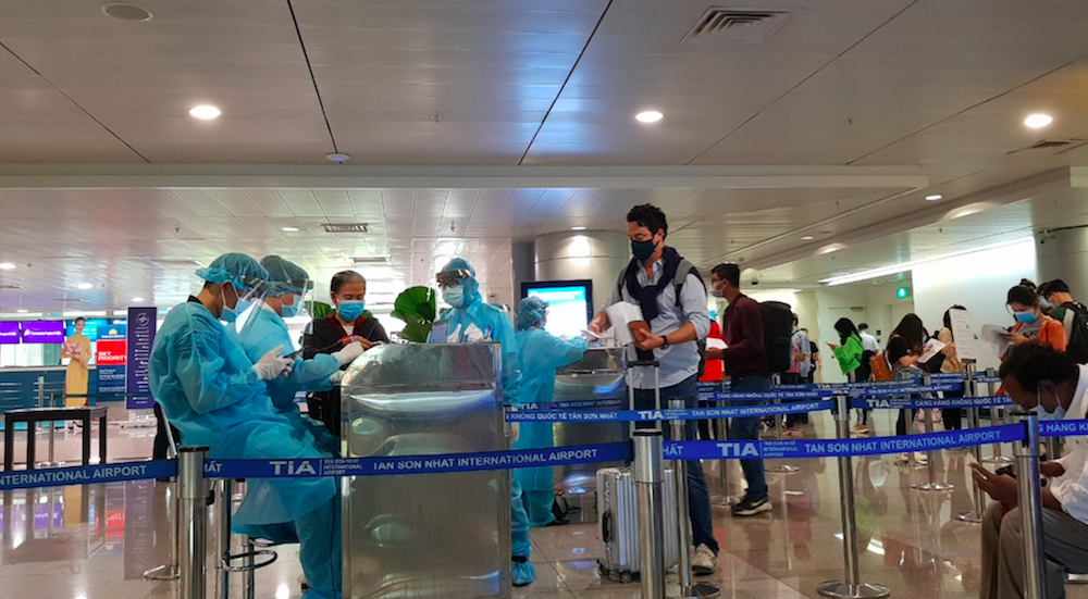 Nới lỏng thủ tục nhập cảnh, mở cửa đường biên giới là vấn đề được nhiều doanh nghiệp kiến nghị.