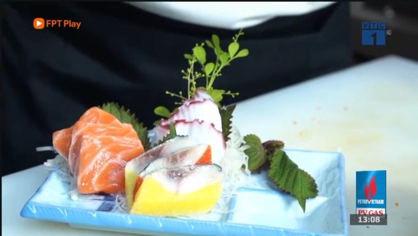 Cũng chính vì những món ăn sushi và ẩm thực Nhật Bản như vậy mà chúng ta thấy được sự trình diễn của các đầu bếp.