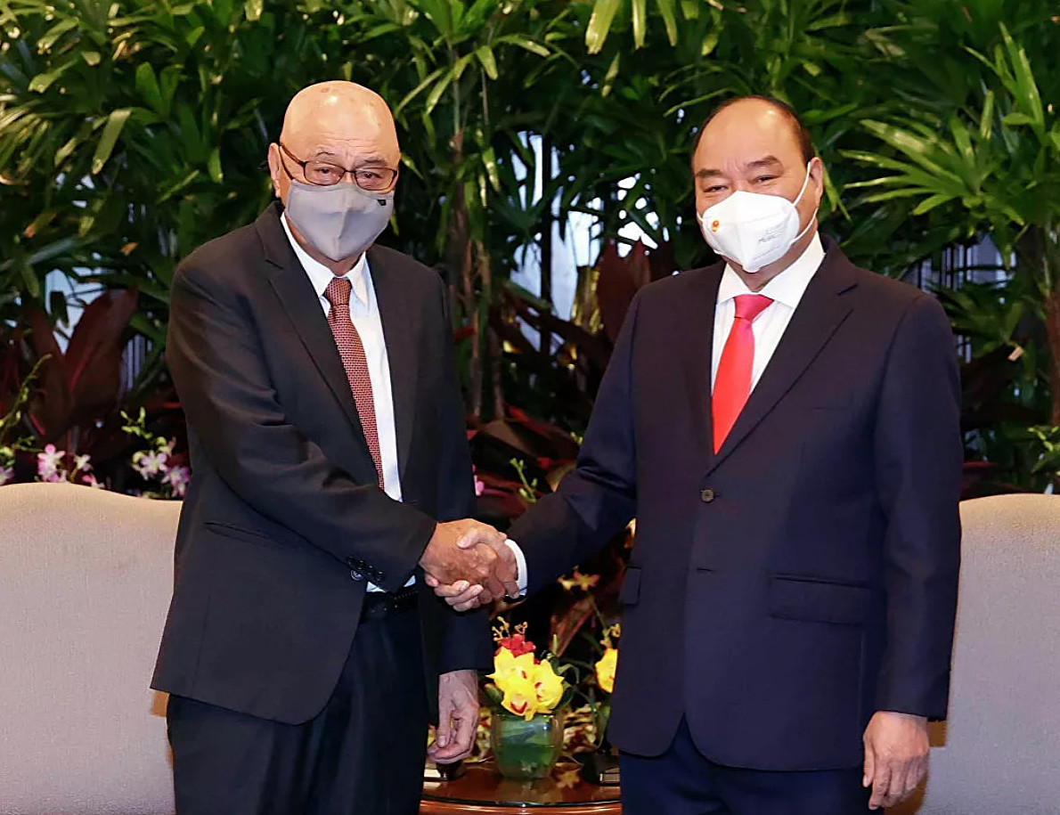 Chủ tịch nước Nguyễn Xuân Phúc tiếp ông Wong Kin Yin, Chủ tịch kiêm Tổng Giám đốc Tập đoàn Sembcorp. Ảnh: TTXVN