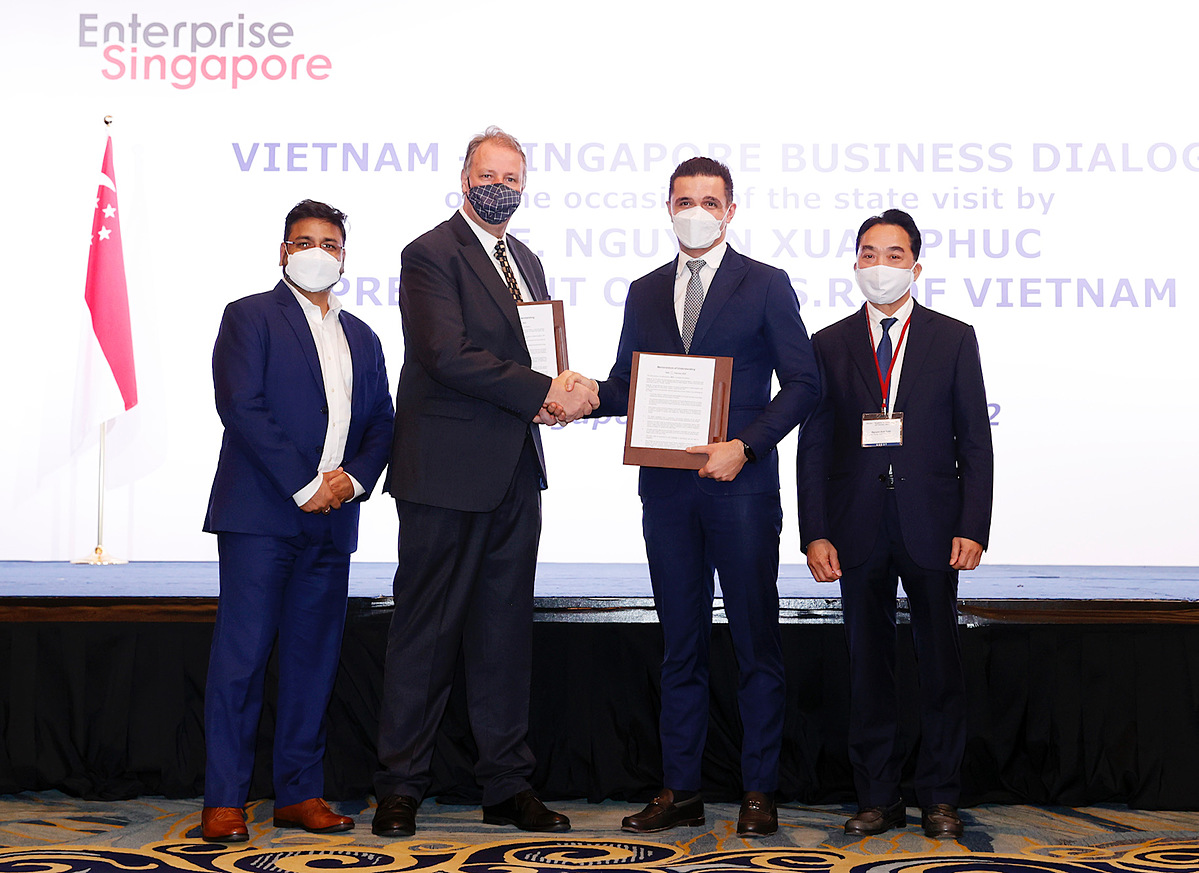 HDBank và Thought Machine cam kết hợp tác phát triển và triển khai các giải pháp công nghệ trên nền tảng đám mây hiện đại Amazon Web Services (AWS) cho lĩnh vực dịch vụ tài chính tại Việt Nam.