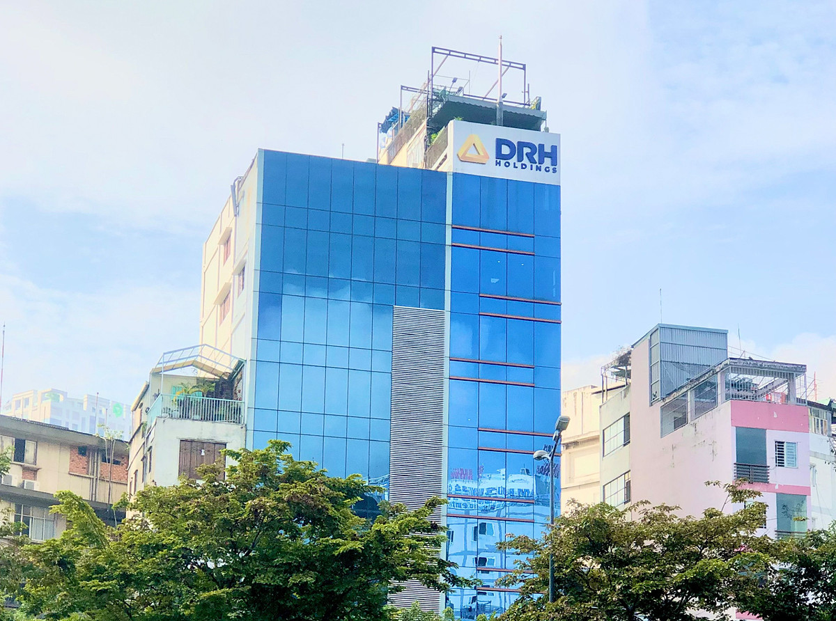 DRH Holdings thể hiện tham vọng rất lớn trong chiến lược kinh doanh những năm tới khi đặt mục tiêu lợi nhuận trước thuế mỗi năm sẽ tăng trưởng tới 40% trong 4 năm tới.