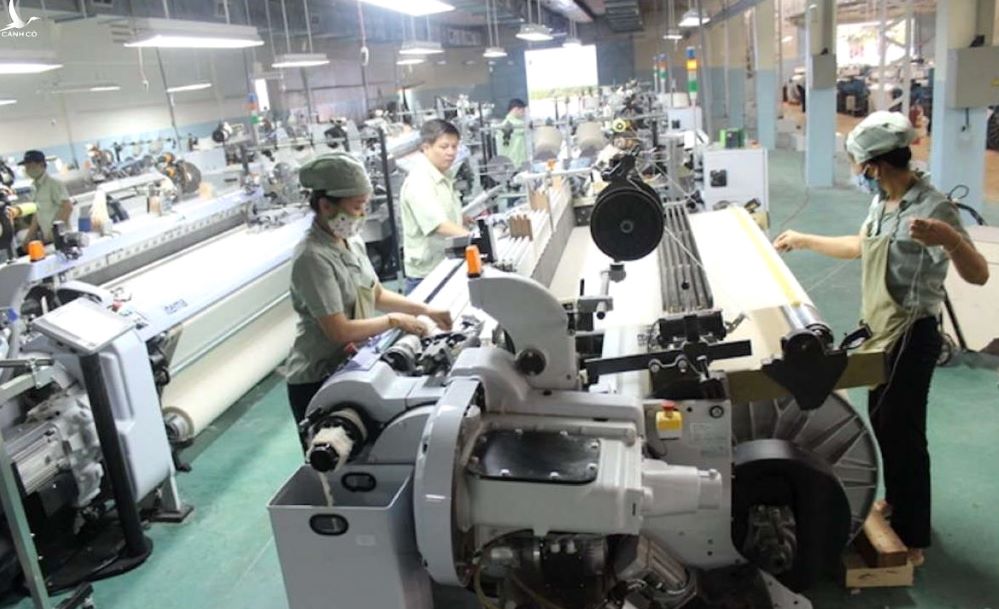 Nhóm hàng máy móc thiết bị, dụng cụ phụ tùng chiếm 46,6% tổng kim ngạch nhập khẩu trong 2 tháng đầu năm (Ảnh: TL)