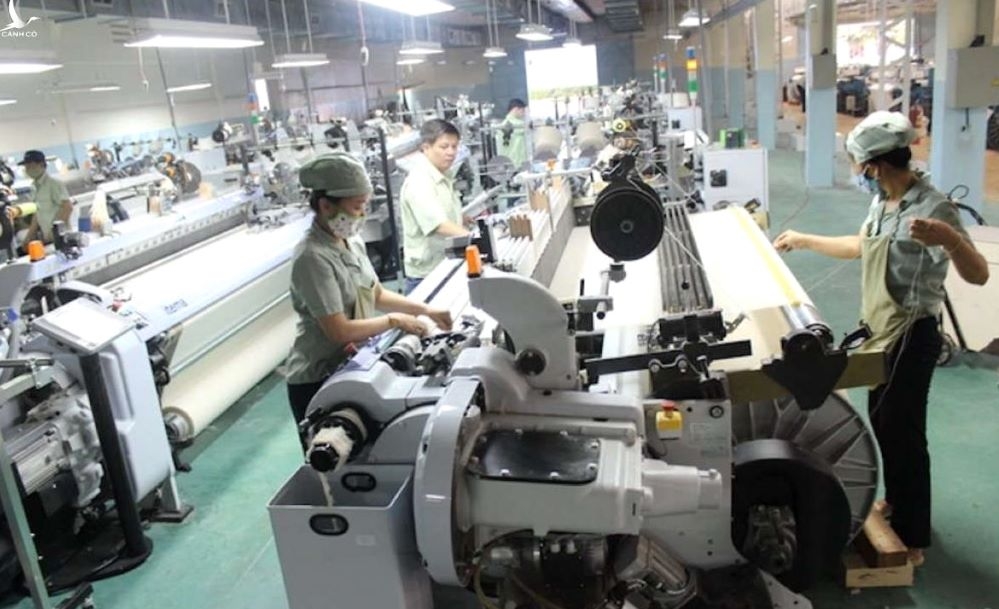 Nhóm hàng máy móc thiết bị, dụng cụ phụ tùng chiếm 46,6% tổng kim ngạch nhập khẩu trong 2 tháng đầu năm (Ảnh: TL)