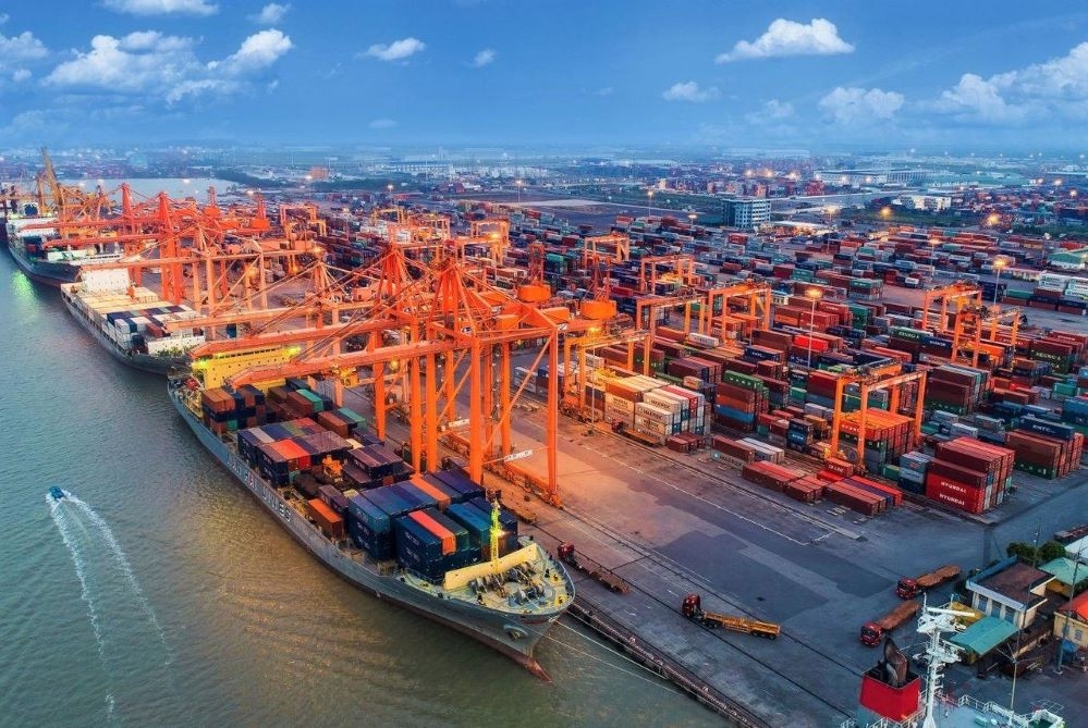 Tình hình kinh tế-xã hội tiếp tục chuyển biến tích cực, khởi sắc và tiếp tục đà phục hồi trên tất cả các lĩnh vực (Ảnh: TL)
