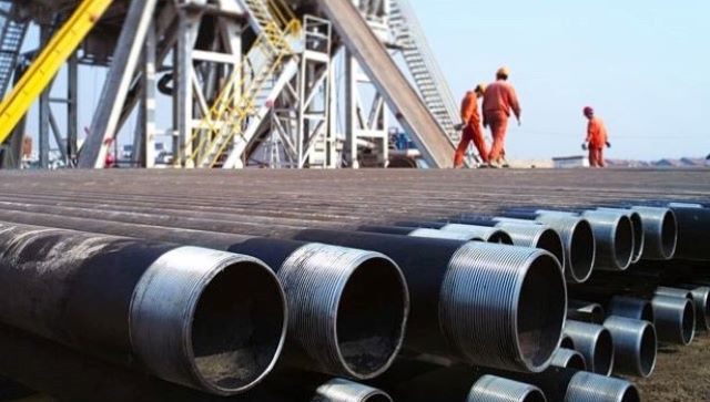 Ống thép dẫn dầu của Việt Nam đang bị Canada áp thuế chống bán phá giá 37,4% (Ảnh: Int)