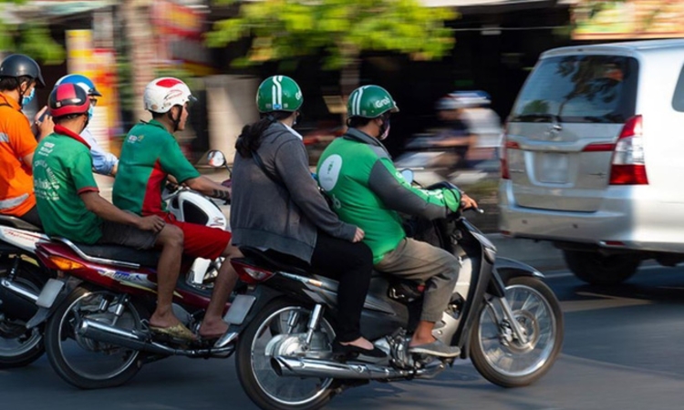 Tăng cước xe công nghệ và câu chuyện lợi bất cập hại