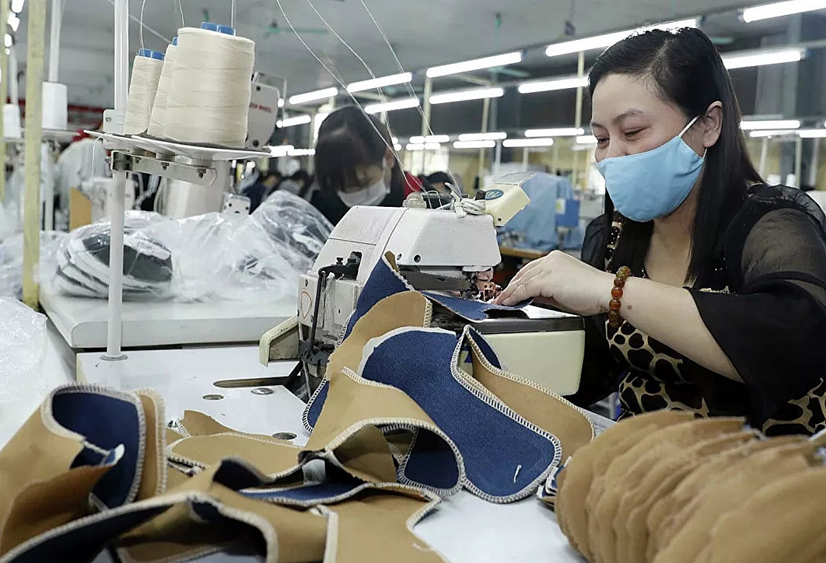 Chính sách vay vốn đã giúp người lao động trở lại làm việc ổn định, doanh nghiệp có nguồn vốn để tiếp tục phục hồi sản xuất kinh doanh.