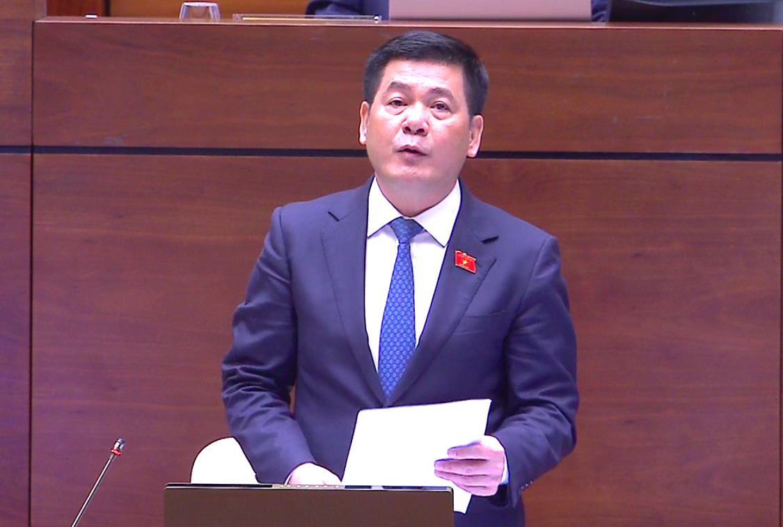 Bộ trưởng Bộ Công Thương Nguyễn Hồng Diên.