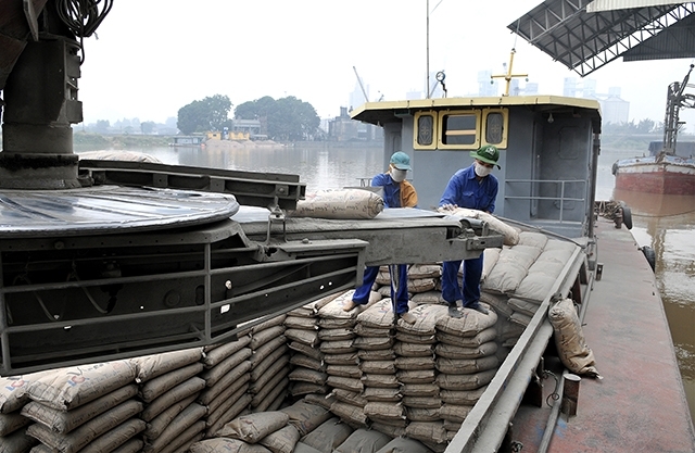 Để bảo vệ tốt nhất quyền và lợi ích hợp pháp, Bộ Công Thương khuyến cáo các doanh nghiệp có liên quan chủ động nghiên cứu bản thông báo của Ủy ban Thuế quan.