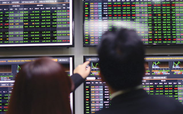 Giá trị mua ròng của nhà đầu tư cá nhân đang đóng vai trò cân tiền với xu hướng bán ròng của các nhà đầu tư nước ngoài và tổ chức trong nước. (Ảnh: Int)