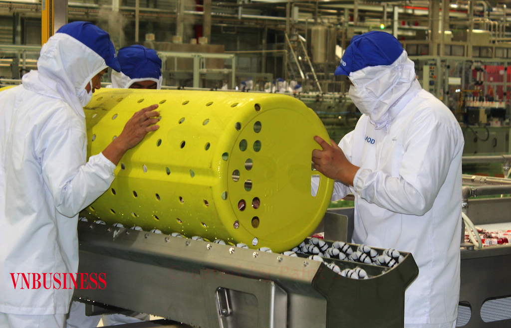 Các ngân hàng cần tự tạo hàng rào an toàn cho mình để thúc đẩy đầu tư vốn vào sản xuất nhiều hơn.