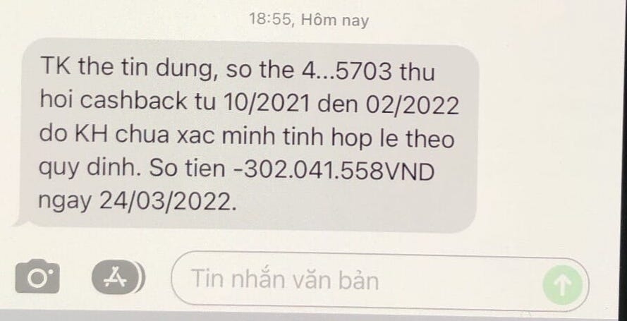 Một khách hàng phản ánh bị ngân hàng thu hồi cashback dù sử dụng thẻ đúng mục đích.