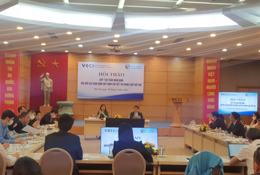 Toàn cảnh buổi hội thảo .