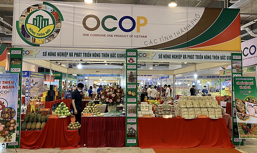 Hội chợ do Bộ Công Thương (Cục Thương mại điện tử và Kinh tế số) phối hợp với UBND tỉnh, Sở Công Thương, Liên minh HTX tỉnh Quảng Ninh, Ban Chỉ đạo OCOP tỉnh Quảng Ninh tổ chức.