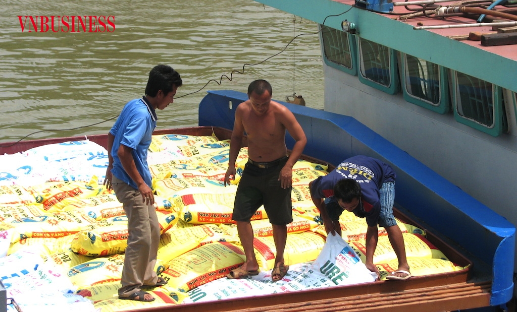 Mặc dù khu vực ĐBSCL đang trong giai đoạn chăm bón cho vụ lúa Hè Thu 2022 nhưng nhu cầu tiêu thụ phân bón vẫn tăng khá chậm khi mà giá phân bón vẫn còn tăng cao.