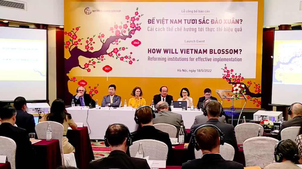 WB tại Việt Nam công bố báo cáo với chủ đề Để Việt Nam tươi sắc đào xuân? Cải cách thể chế hướng tới thực thi hiệu quả.