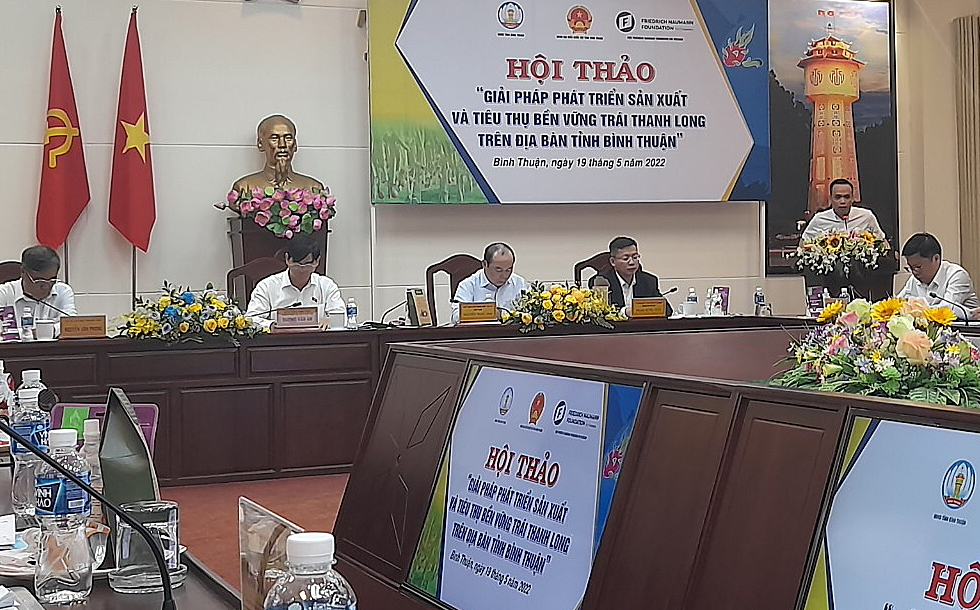 Cần có các chính sách tạo điều kiện để người nông dân gắn bó, tiếp tục sản xuất cây trồng chủ lực của tỉnh Bình Thuận.