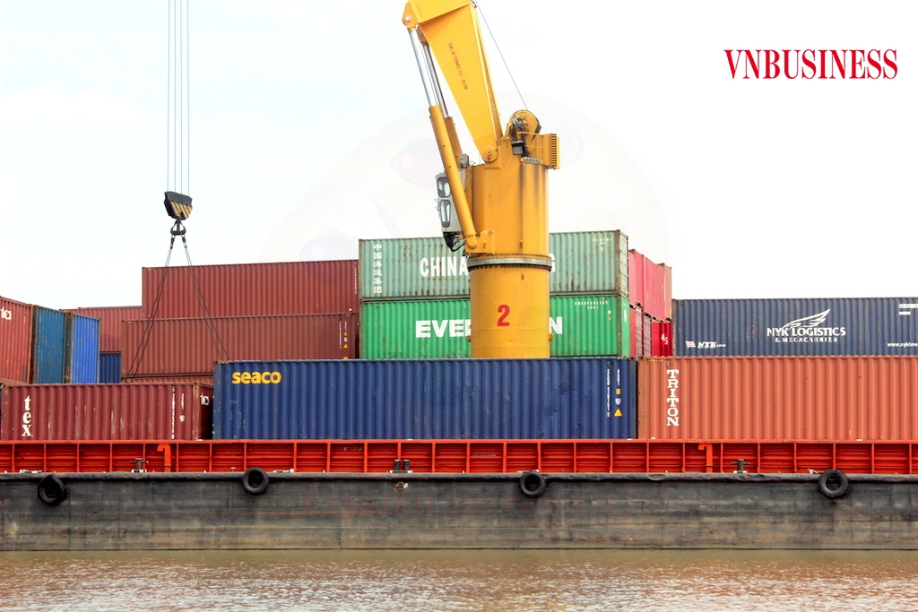 Khi thương mại quốc tế dần phục hồi sau tác động của Covid-19 thì việc giải quyết ùn tắc tại cảng Cát Lái lại càng được ưu tiên.