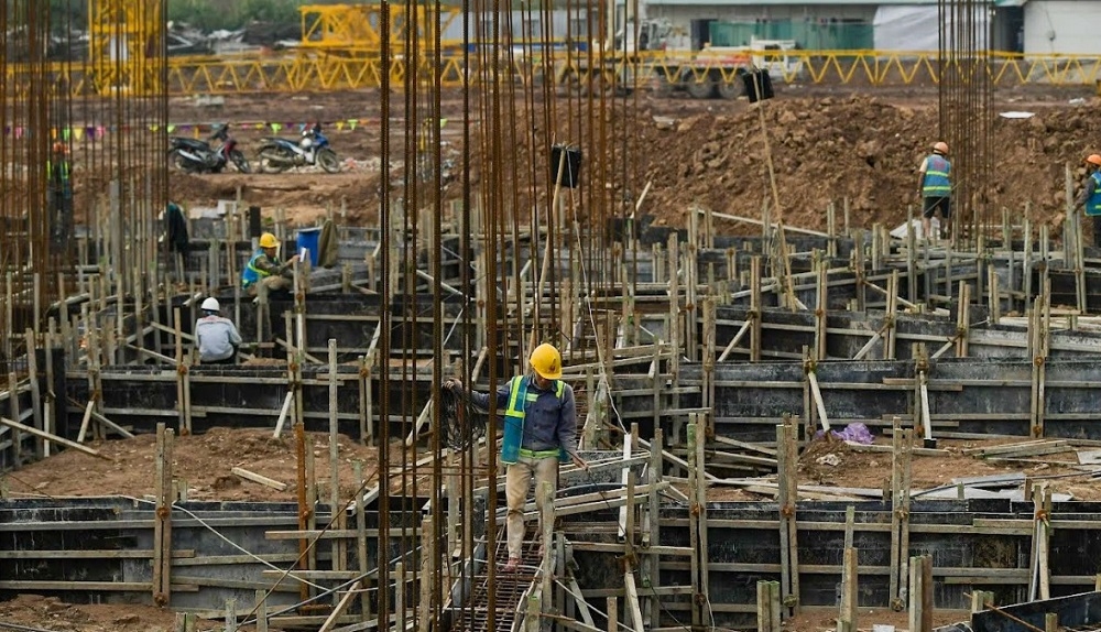 Giá nguyên vật liệu đầu vào đang tạo sức ép lớn lên các đơn vị thi công xây lắp