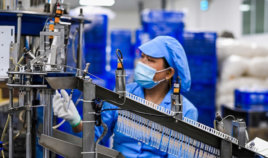 Cần nhanh chóng triển khai gói phục hồi kinh tế để hỗ trợ doanh nghiệp và người dân.