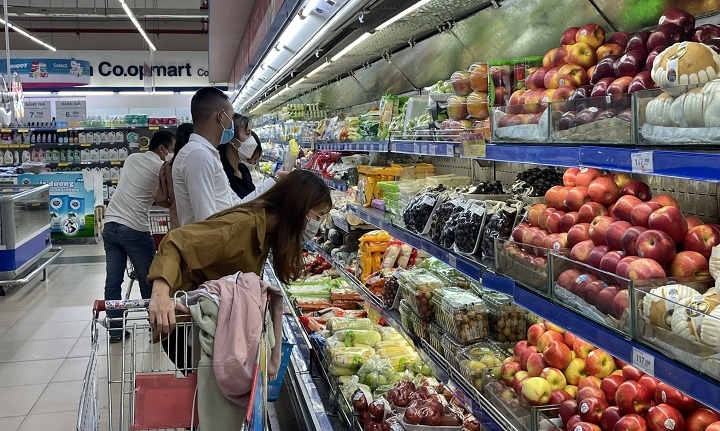 Bộ Công Thương hiện đang lấy ý kiến của người dân về đề xuất phân loại giữa siêu thị và trung tâm thương mại.