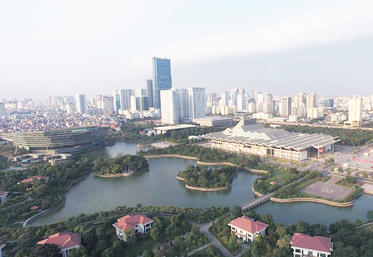 Xây dựng thành phố thông minh là giải pháp để giải quyết những hệ lụy về hạ tầng, môi trường... của quá trình đô thị hóa.